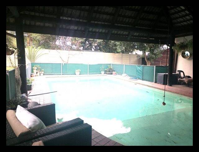 6 BEDROOM HOUSE FOR SALE IN WILD EN WEIDE